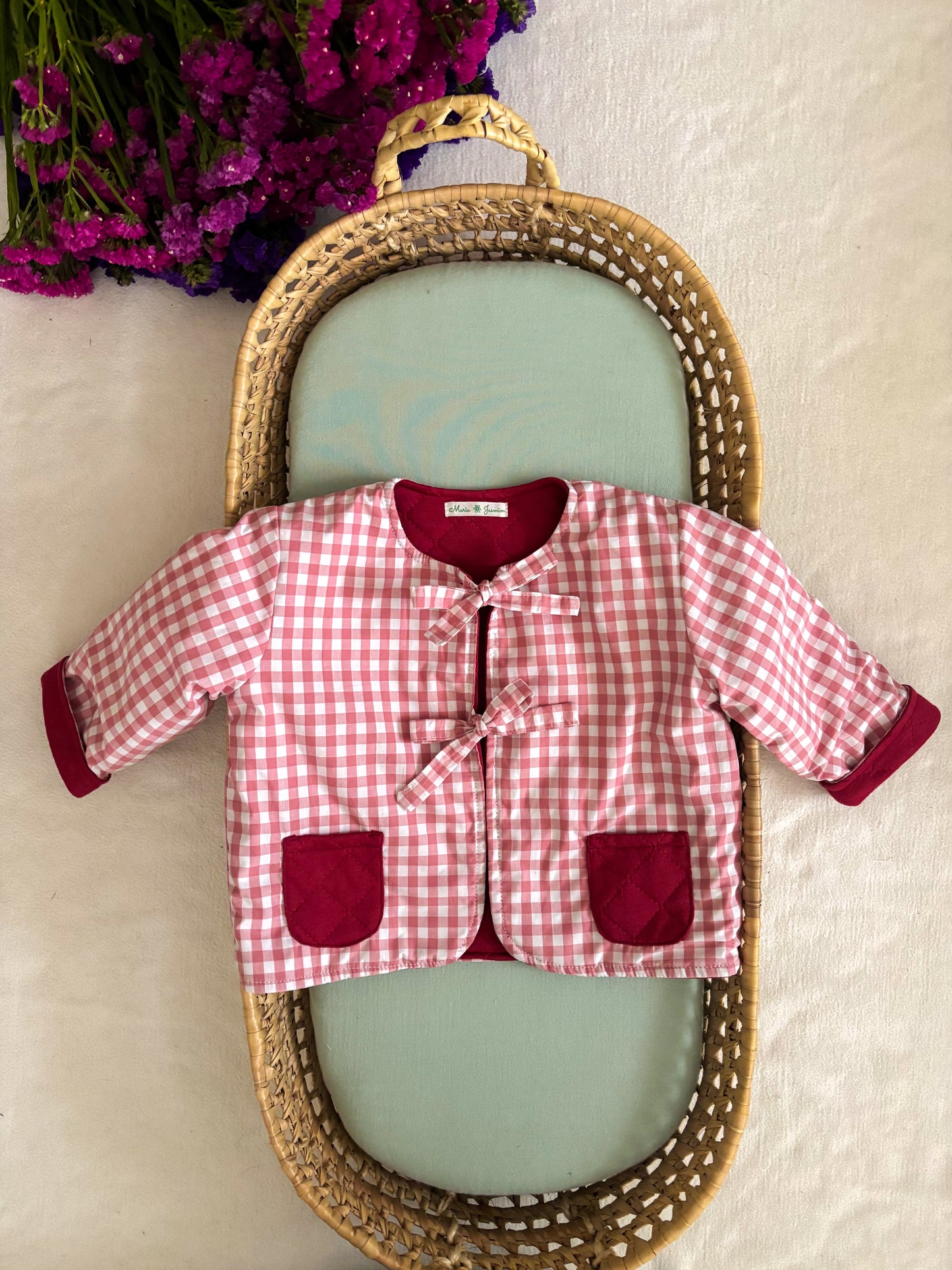 Casaco Matelassê Reversível Bordeaux e Vichy Rosa