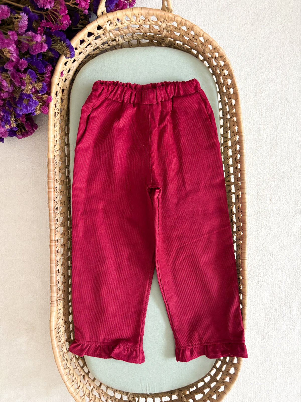 Calça Bombazina Cor de Rosa Folhos