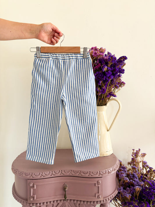 Calça Risca Azul e Branco
