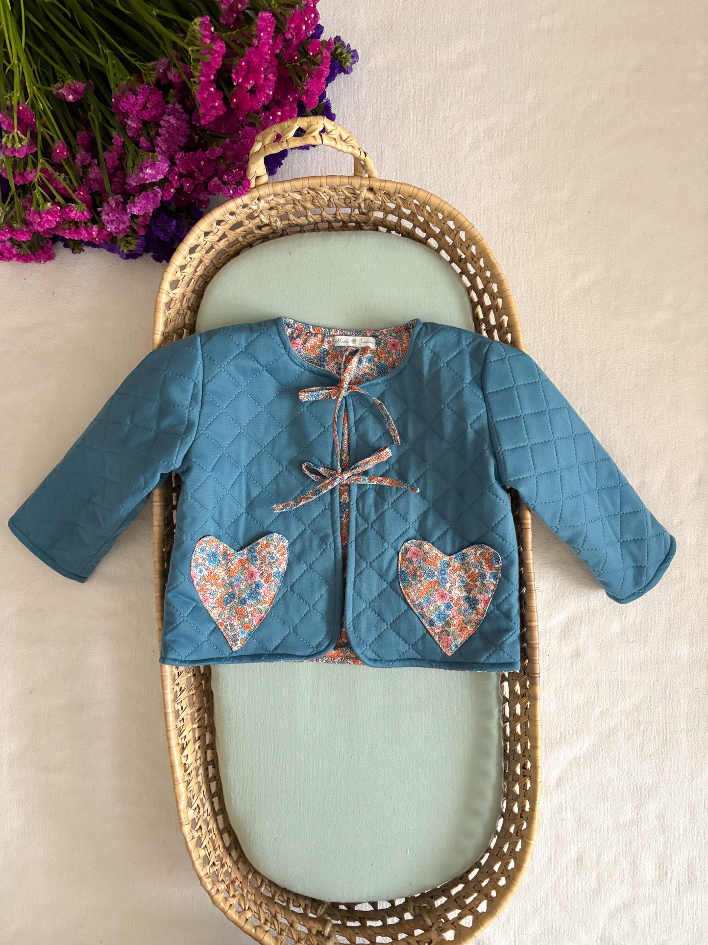 Casaco Matelassê Reversível Azul e Florido