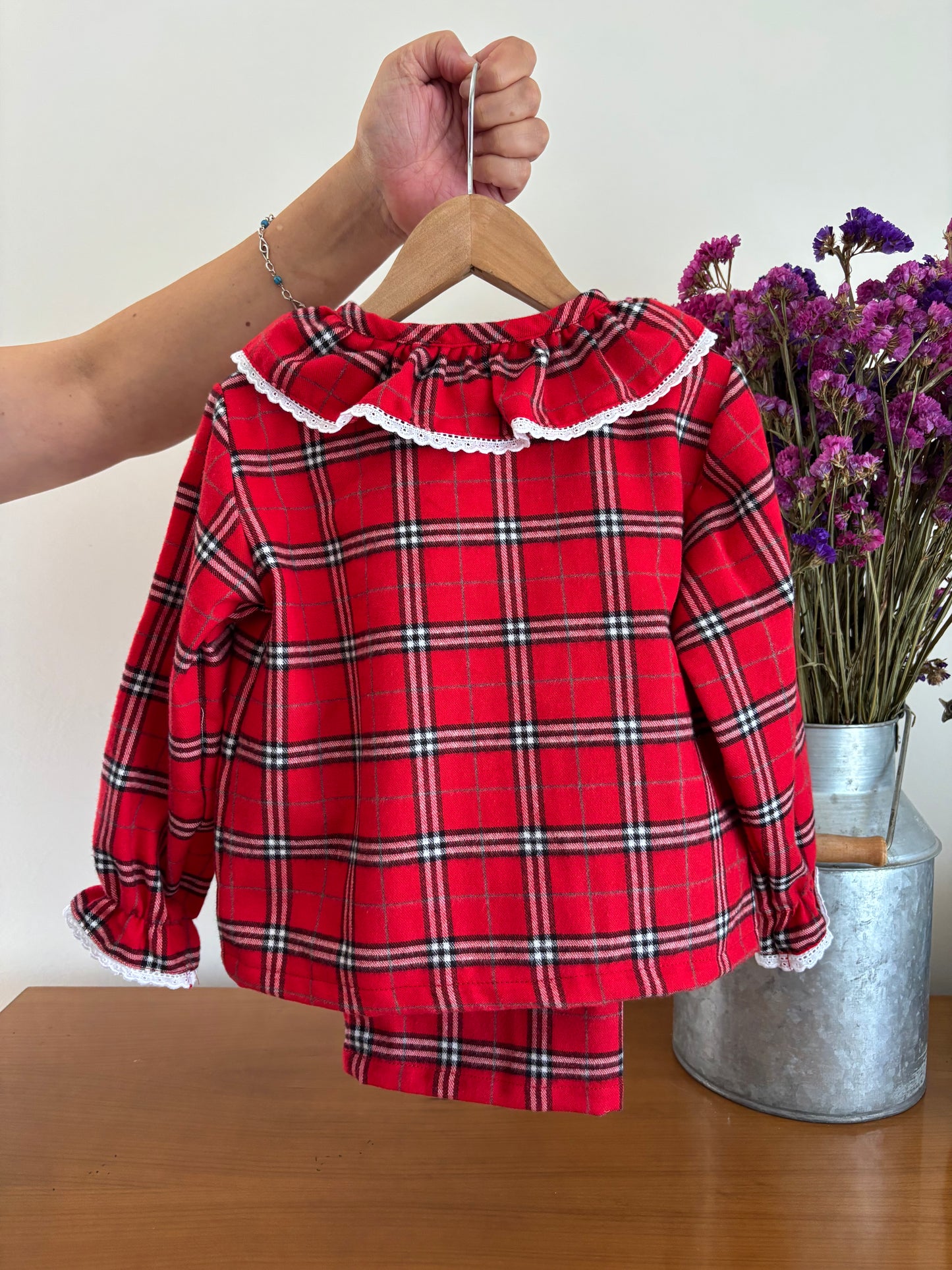 Pijama Xadrez Vermelho e Preto Gola Volante - Natal