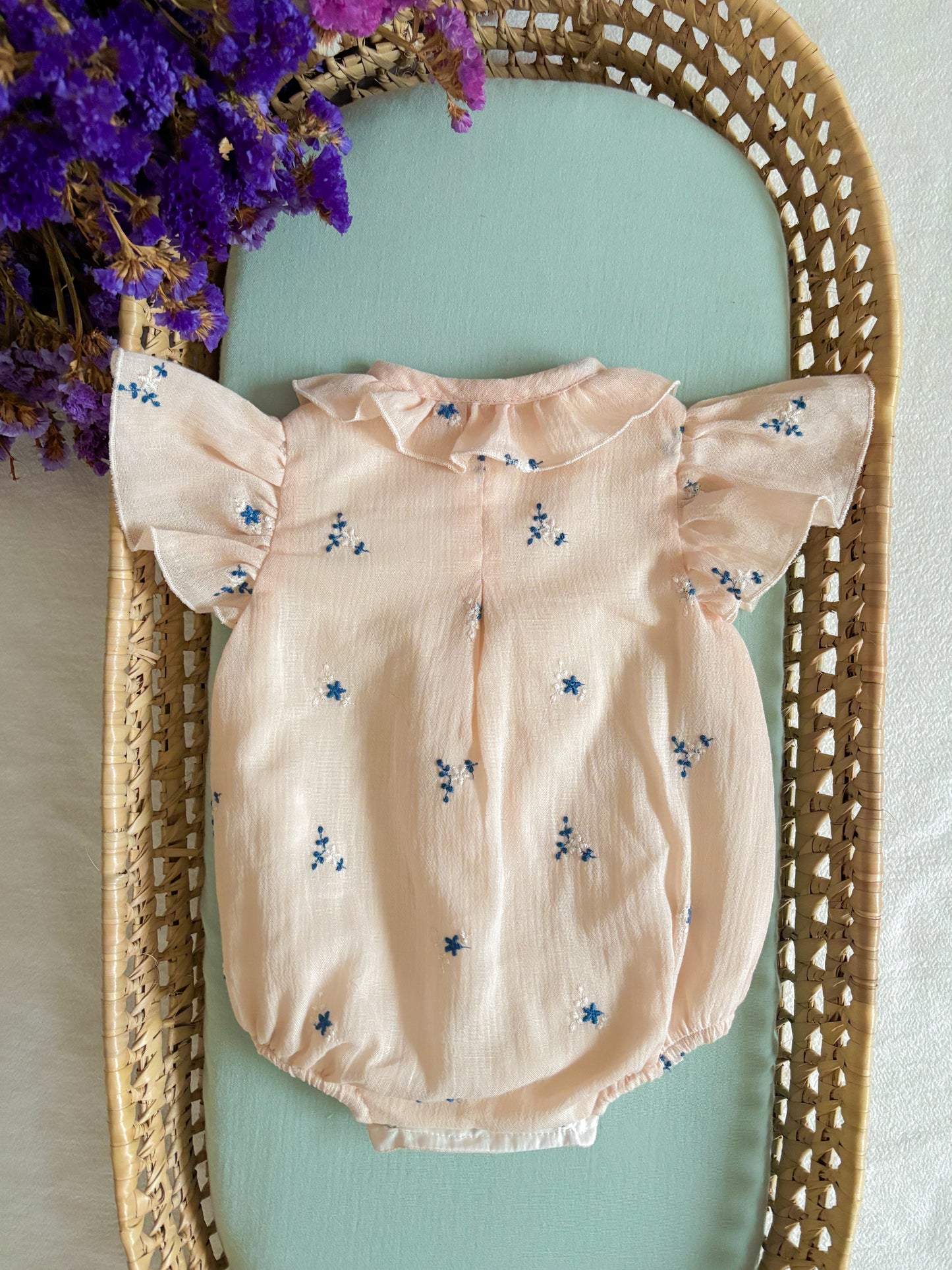 Fofo Musselina Flores Bordadas