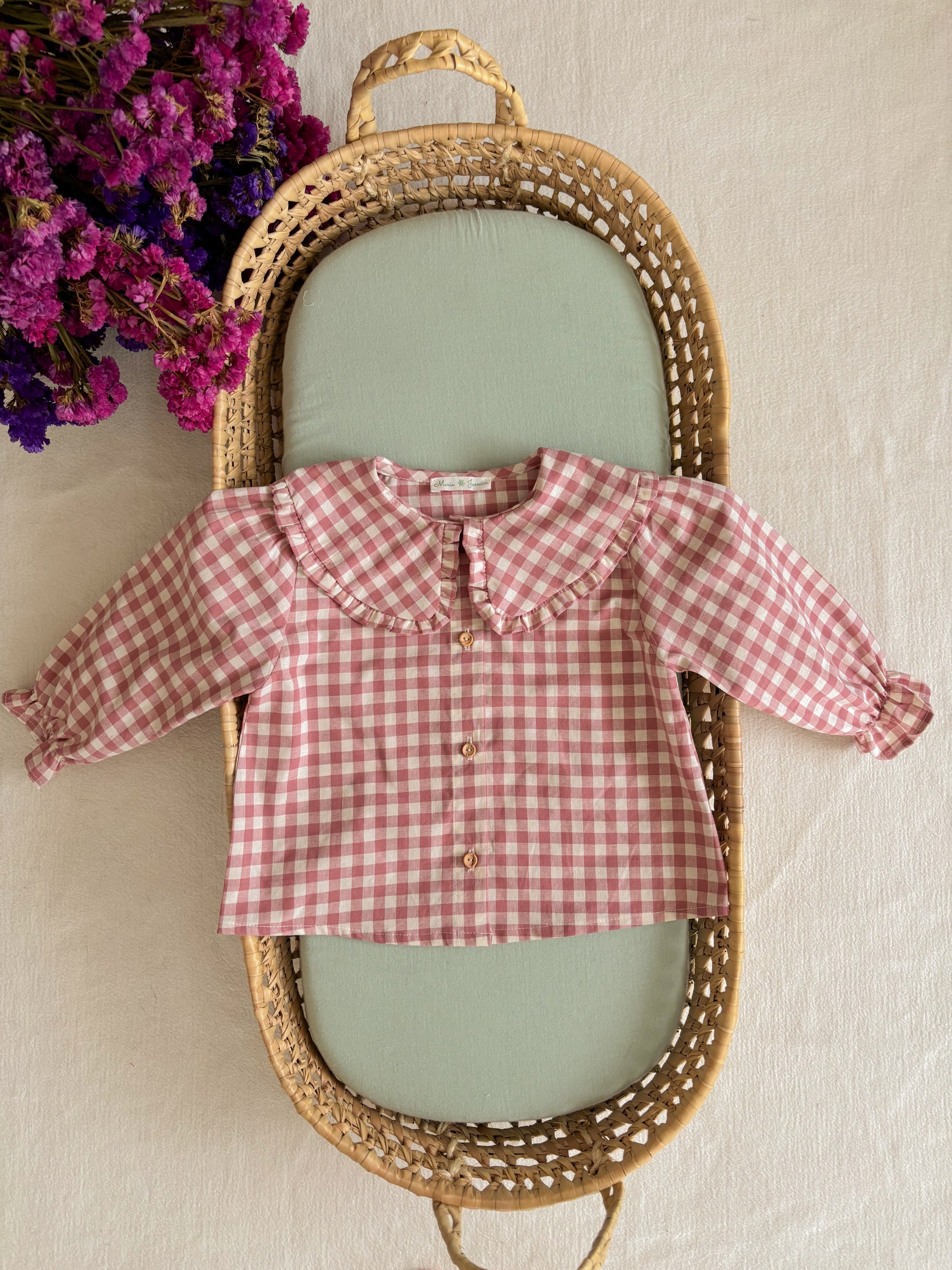Blusa menina gola boneca vichy rosa e creme