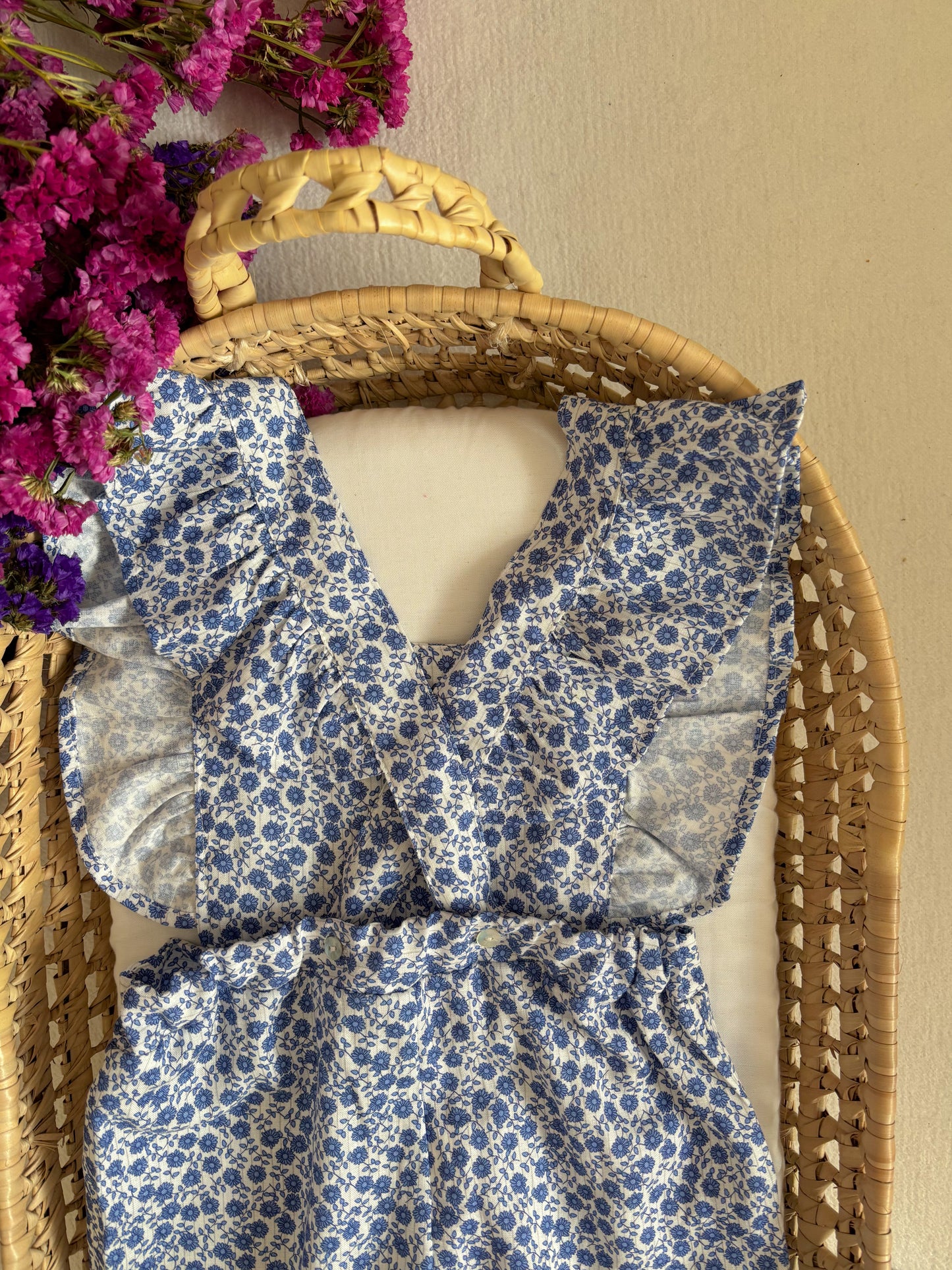 Jardineira Lino Azul Floral