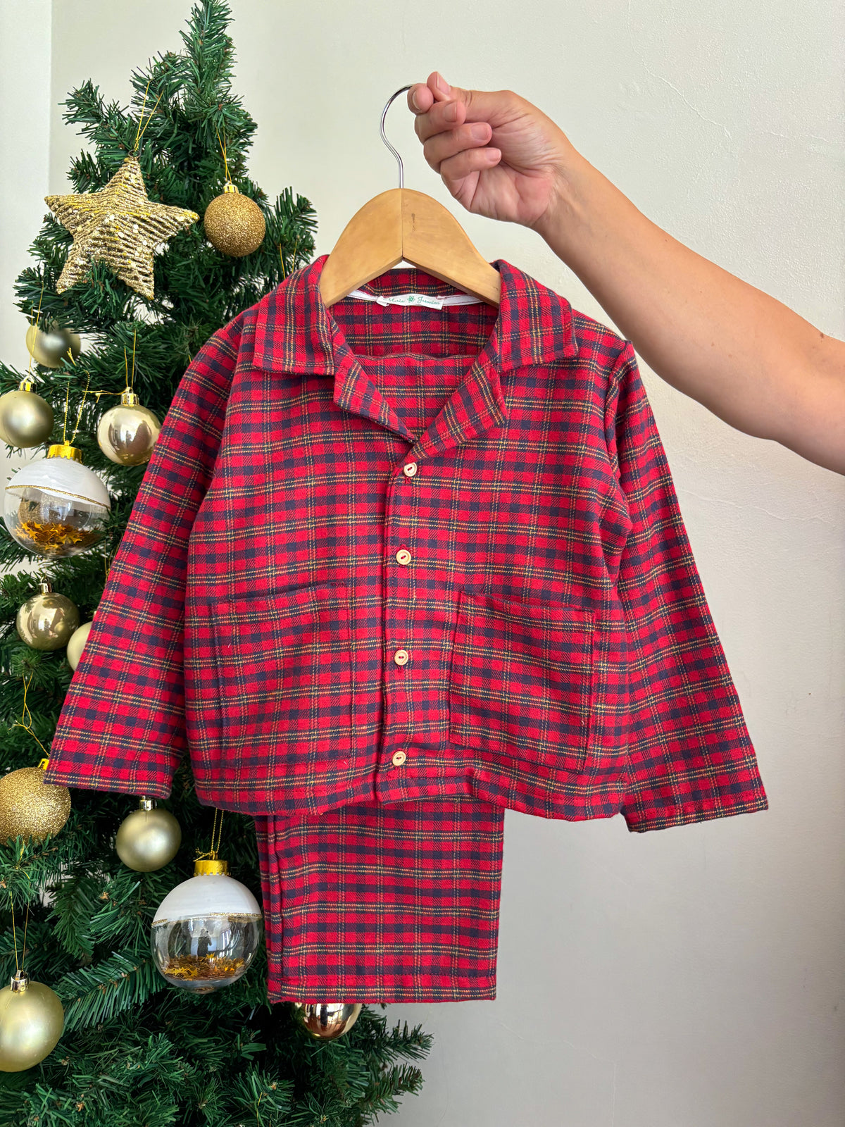 Pijama Xadrez Vermelho Clássico - Natal