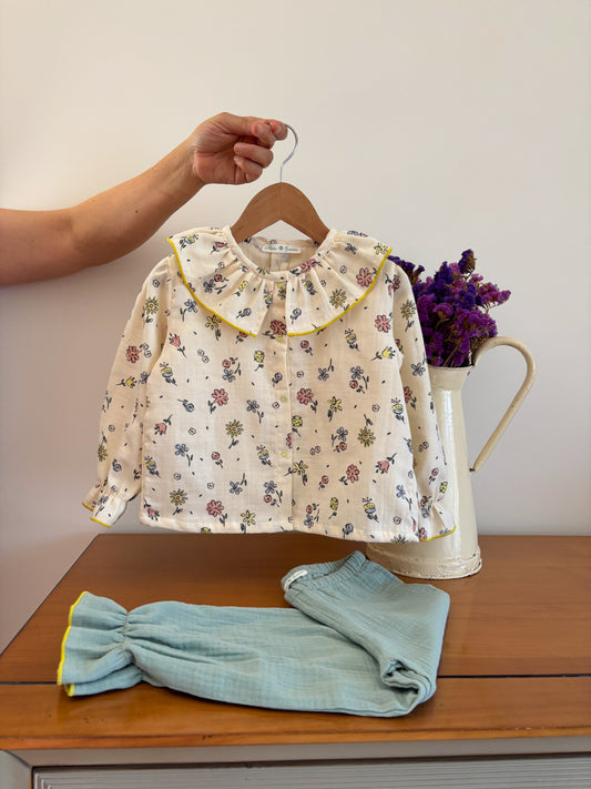 Pijama Verde Agua – Blusa Floral